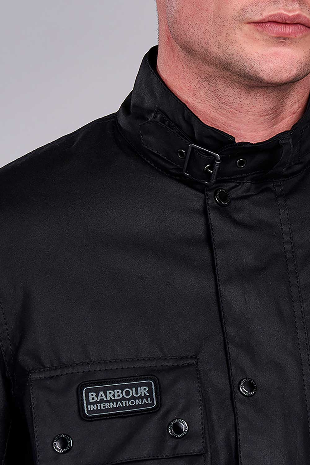 Chaqueta Barbour Coloured SL Intenacional Wax Negro - Imagen 3